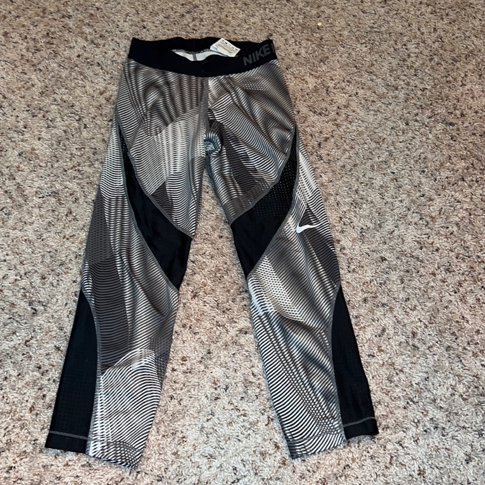 high waisted nike pro leggings
